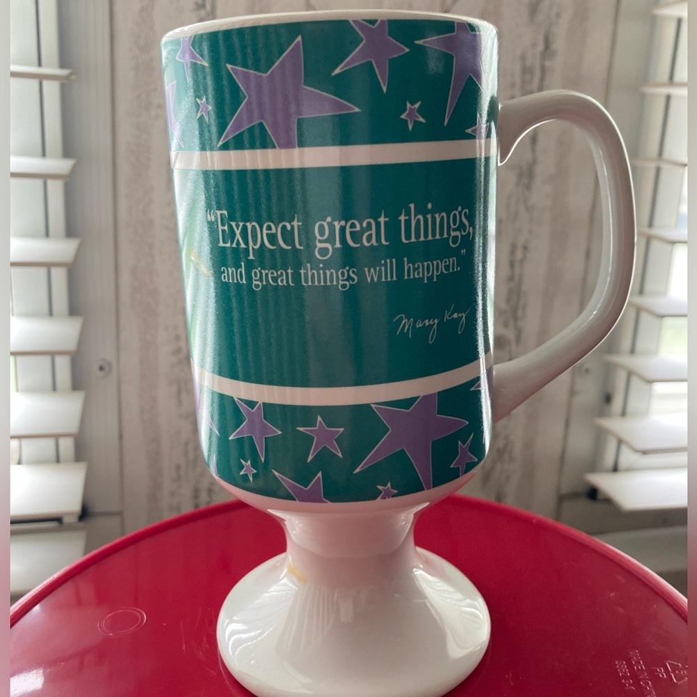 Mary Kay Inspirational Pedestal Glass Mug